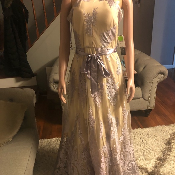 Prom dress NWT - Picture 10 of 15